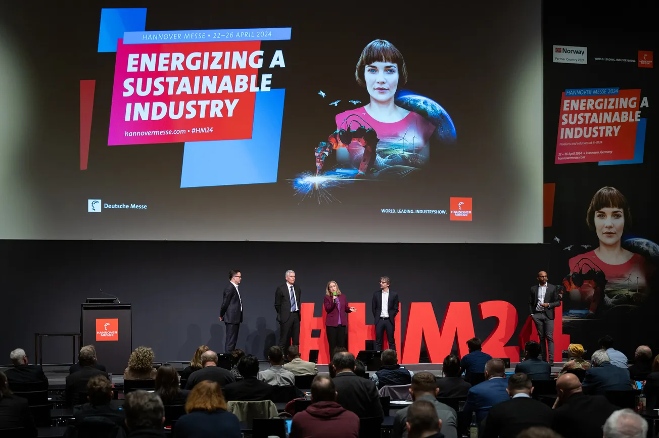 Hymmen to Exhibit smart2i at Hannover Fair